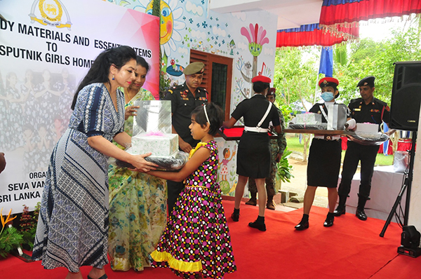 Seva Vanitha President Jointly Provides Essentials to Girls’ Home