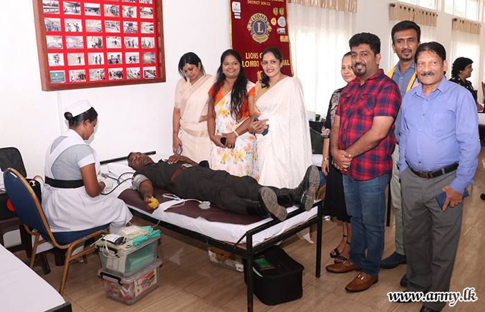 SLAGSC Seva Vanitha Ladies Arrange Blood Donation to Mark 72nd SLAGSC Anniversary
