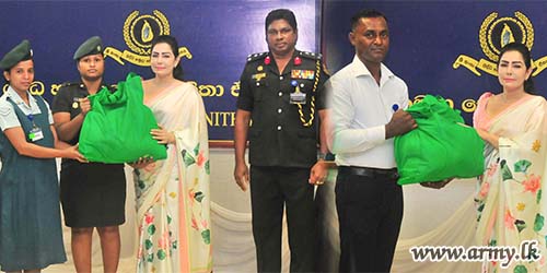 ASVU Distributes Relief Packs to Security Forces Personnel and Civil Employees in Jaffna and East