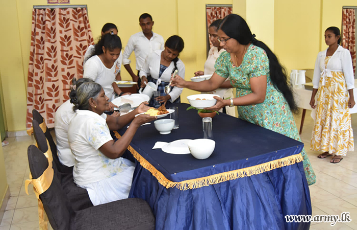Members of MIC - SVB Repeat Offer of Alms to Elders’ Home at Ambalangoda