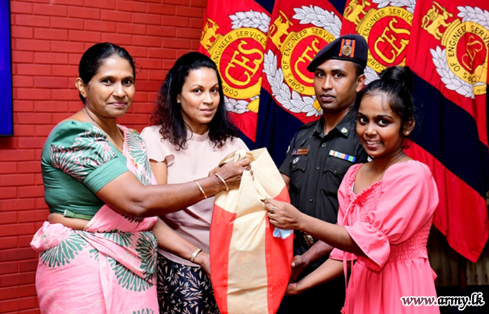 ඉංජිනේරු සේවා බලකා සේවා වනිතා ශාඛාවේ මූලිකත්වයෙන් පරිත්‍යාග වැඩසටහනක්