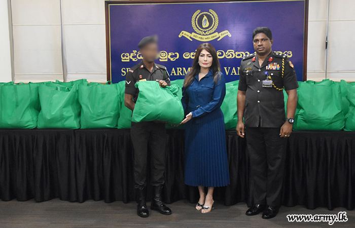 ASVU Distributes Dry Ration Packs to Army and Civil Personnel