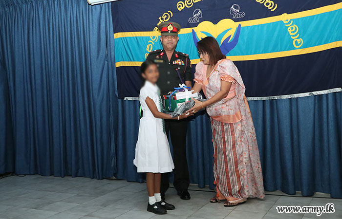 SLAGSC-SVB Organizes School Items Donation Programme