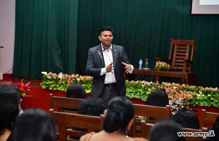 SLSR-SVB Conducts Special Lecture