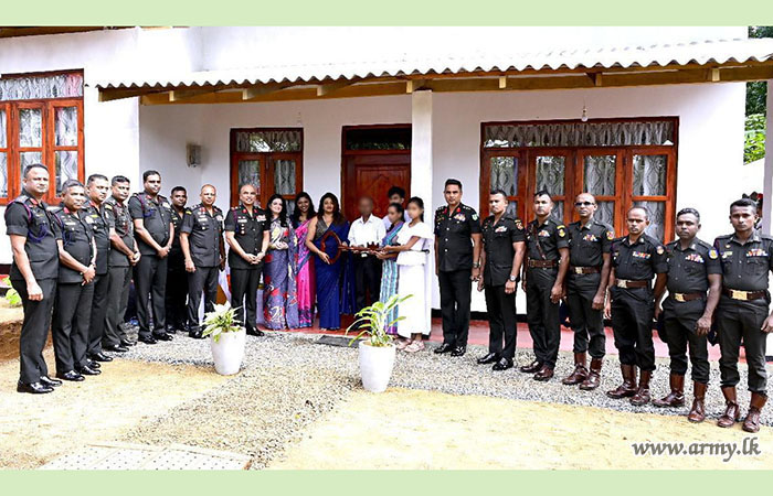 இலங்கை பீரங்கி படையணி சேவை வனிதையரால் சிவில் ஊழியர்களுக்கான வீட்டுத் திட்டம் நிறைவு 
