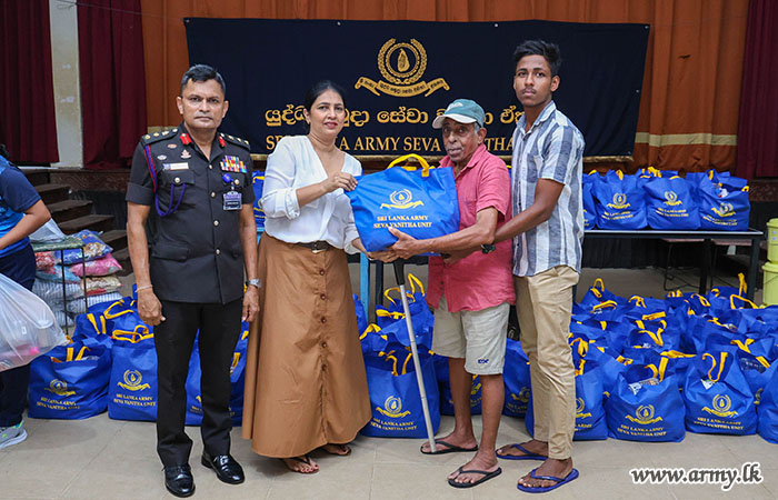 Army Seva Vanitha Unit Continues Relief Programmes for Flood Victims 