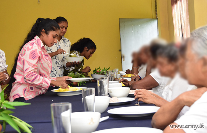 இராணுவ புலனாய்வு படையணி சேவை வனிதையரின் மாதாந்த தான நிகழ்வு